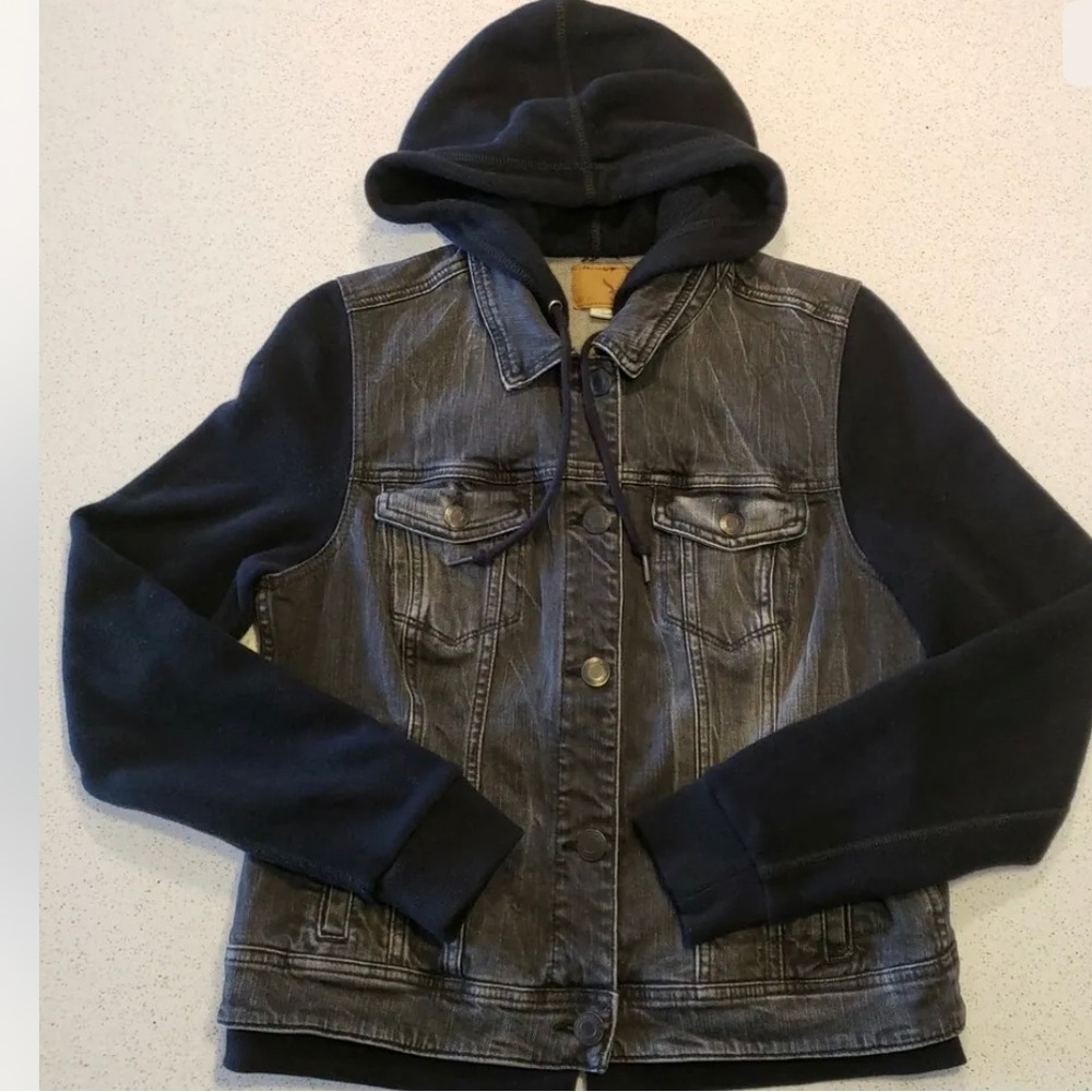 PRE-Loved AEO Denim Jacket Mens size M Black Sweatshirt Hooded Stretch